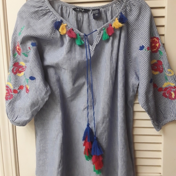 life style Tops - Blue White Striped Rainbow Boho Embroiderd Top M